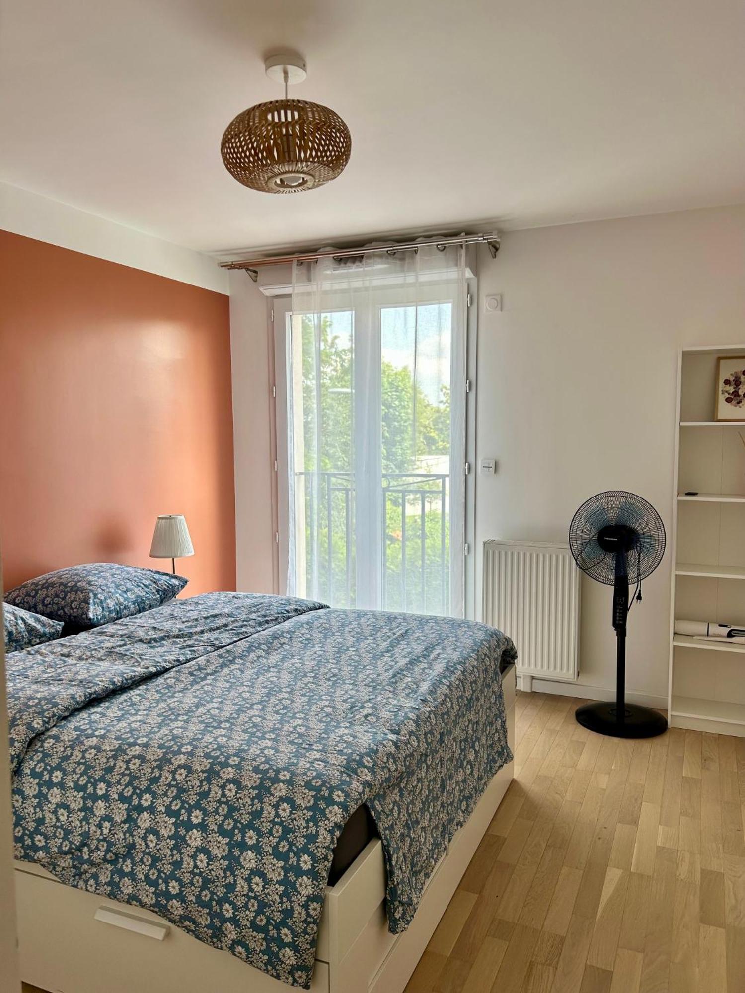 Elegant Appartement Minimaliste Entre Paris Et Disney Noisy-le-Grand Zewnętrze zdjęcie