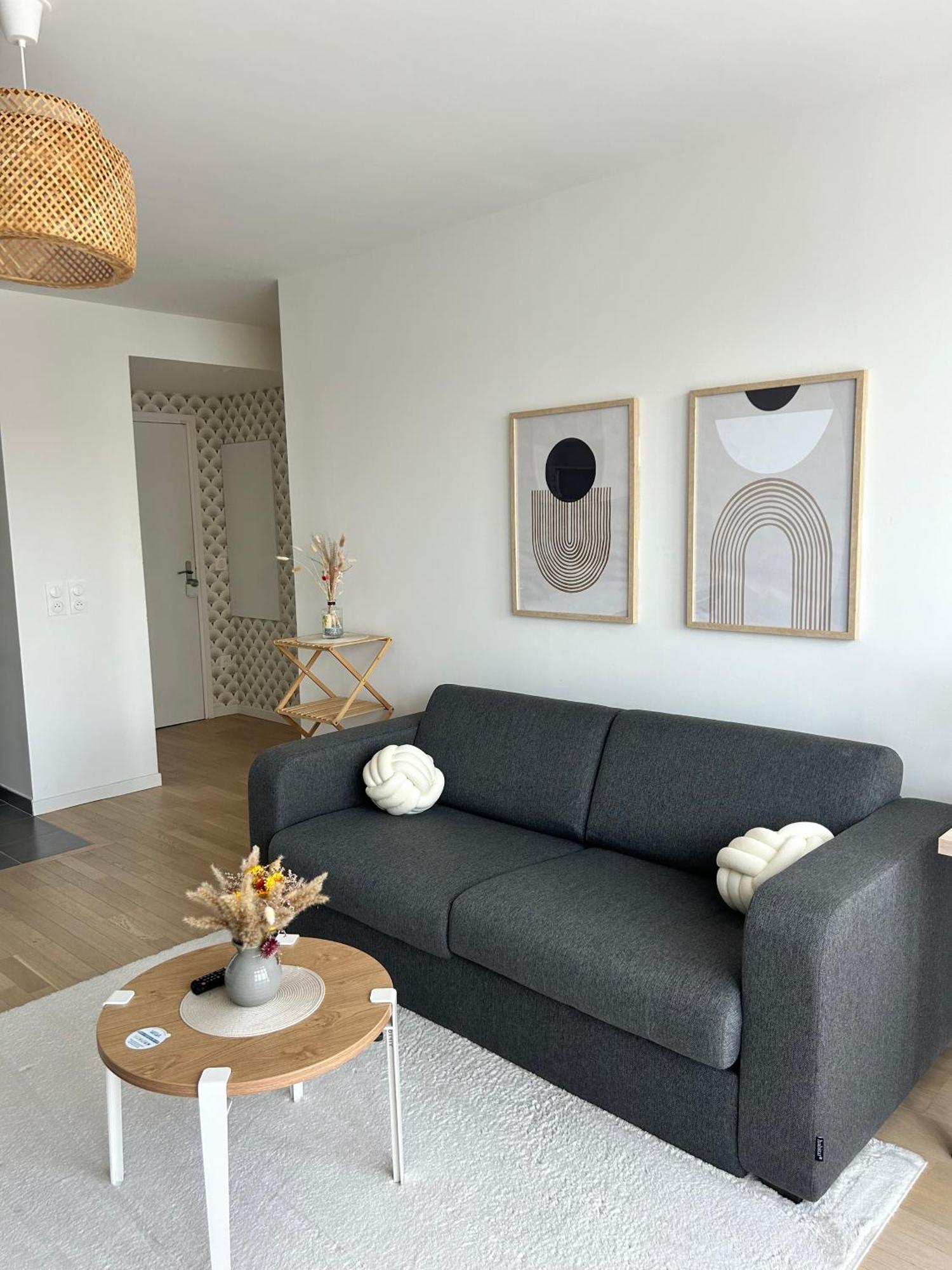 Elegant Appartement Minimaliste Entre Paris Et Disney Noisy-le-Grand Zewnętrze zdjęcie